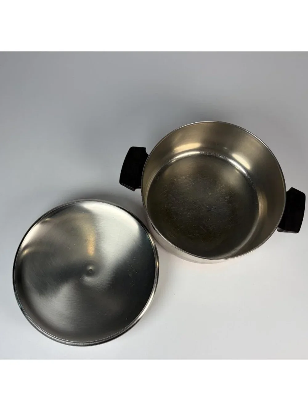 Revere Ware 4 1/2 Qt Stainless Steel Stock Pot with Lid, Copper Bottom